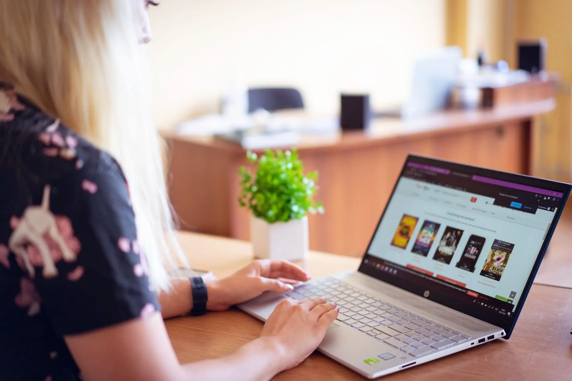 Kako pokrenuti online prodavnicu lako i bez programera 2024